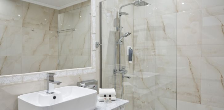 Viešbutis MYTHOS PALACE RESORT įsikūręs Graikija. 