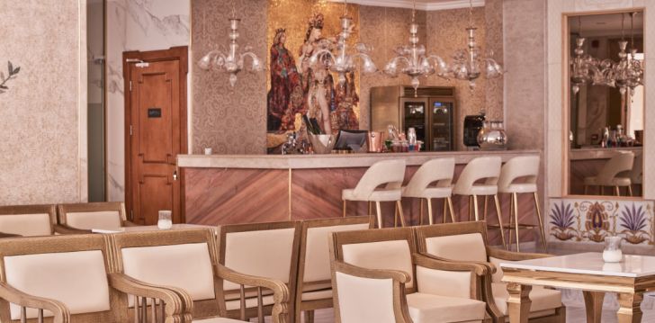 Viešbutis MYTHOS PALACE RESORT įsikūręs Graikija.