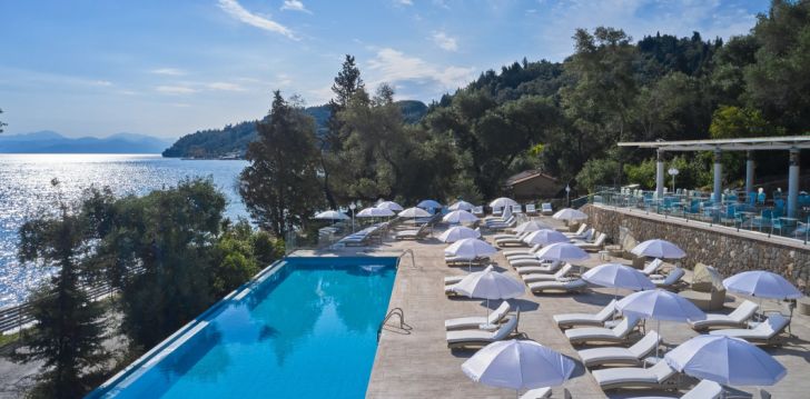 Apsistokite MYTHOS PALACE RESORT viešbutyje už gerą kainą.