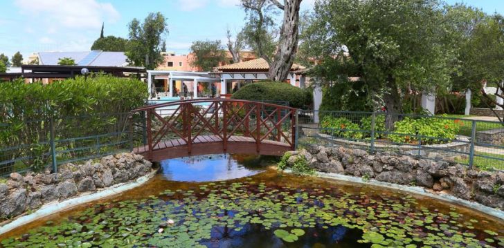 SENTIDO APOLLO PALACE - klientų vertinamas, kaip geras kainos ir kokybės santykis. 