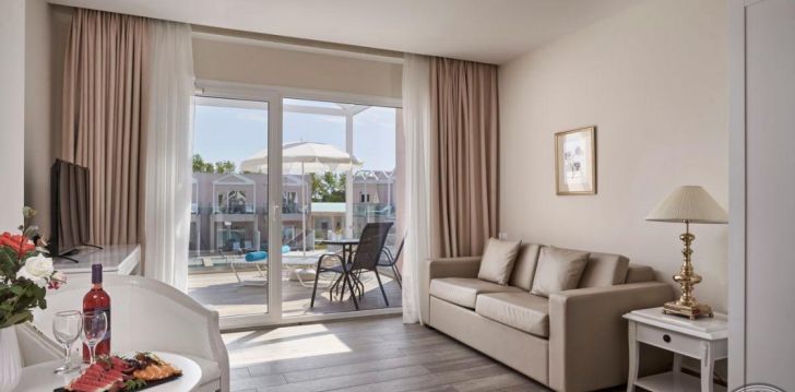 Patogus viešbutis jūsų kelionei – 5* SANDY VILLAS RESORT