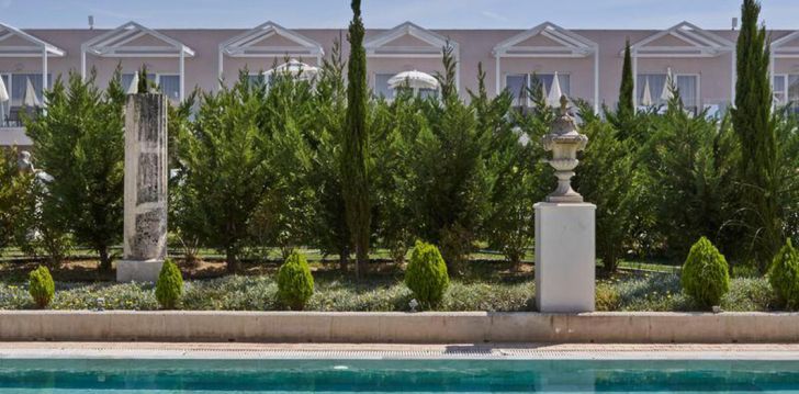 Viešbutis SANDY VILLAS RESORT įsikūręs Graikija.