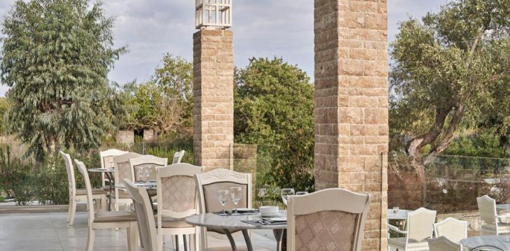 Tavo atostogos prasideda viešbutyje SANDY VILLAS RESORT