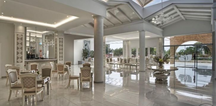 Planuoji kelionę į Graikija? apsistokite 5 viešbutyje SANDY VILLAS RESORT.