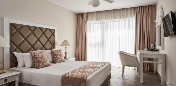Patogus viešbutis jūsų kelionei – 5* SANDY VILLAS RESORT