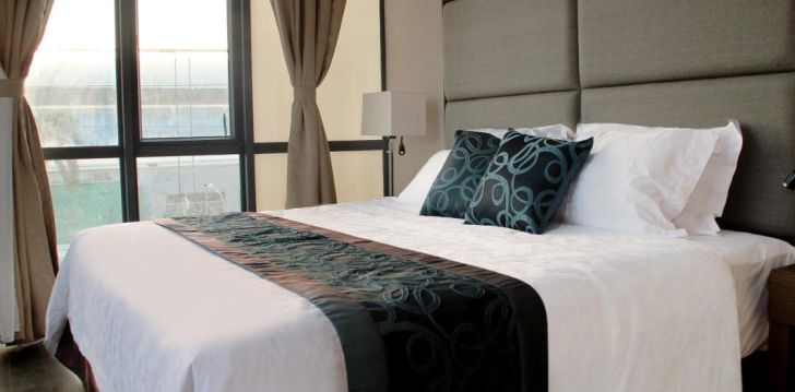 Viešbutis GOLDEN PHOENIX HOTEL MANILA įsikūręs Filipinai.