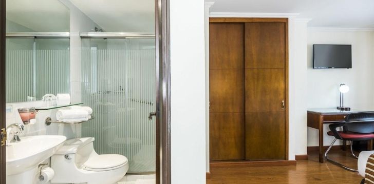 Apsistokite SAN PABLO HOTEL viešbutyje už gerą kainą.