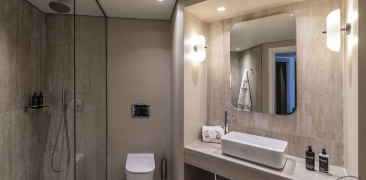 Apgyvendinimas 5* KERKYRA BLUE HOTEL & SPA
