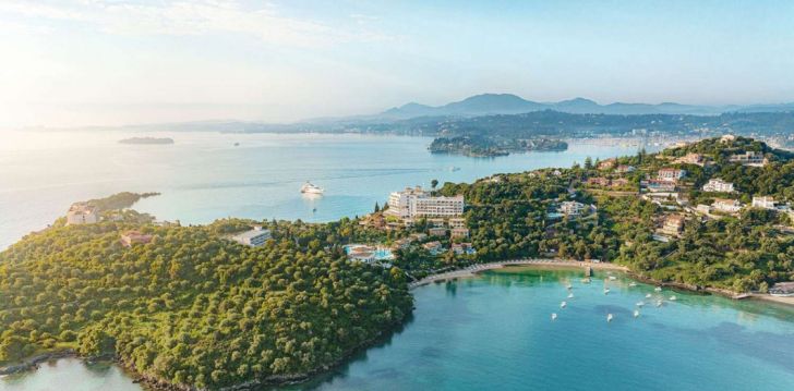 GRECOTEL EVA PALACE AT KOMMENO PENINSULA - klientų vertinamas, kaip geras kainos ir kokybės santykis. 