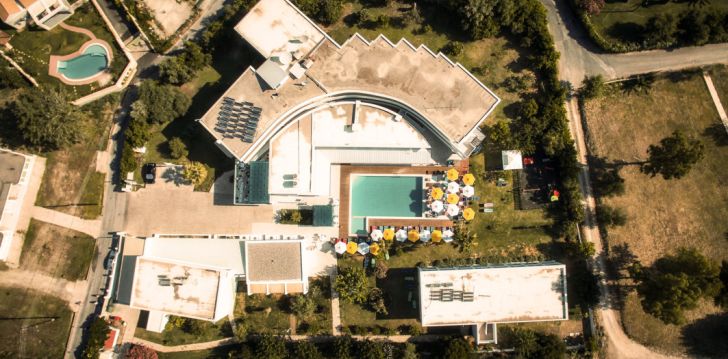 Atostogos Graikija – apsistokite viešbutyje NASOS HOTEL & RESORT