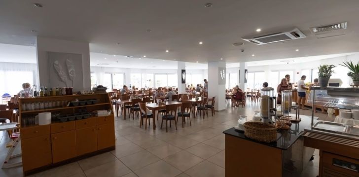 Atostogos Kipras – apsistokite viešbutyje TETYK HOTEL & SUITES