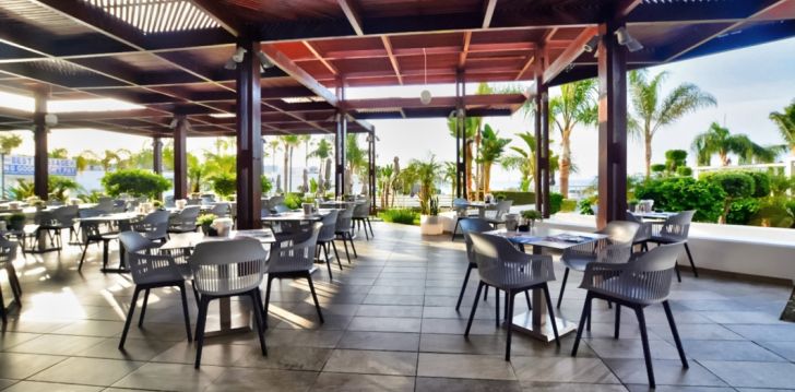 Geras kainos ir kokybės santykis atostogoms - viešbutis VASSOS NISSI PLAGE HOTEL
