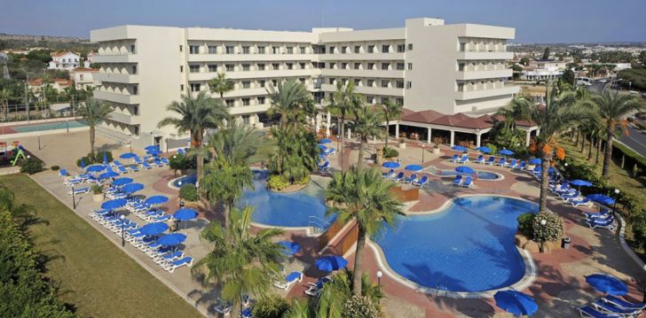 NISSIANA HOTEL & BUNGALOWS - klientų vertinamas, kaip geras kainos ir kokybės santykis. 