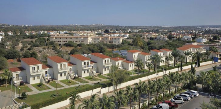 Apsistokite NISSIANA HOTEL & BUNGALOWS viešbutyje už gerą kainą.