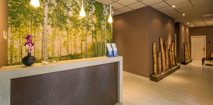Apsistokite IBEROSTAR WAVES CLUB CALA BARCA viešbutyje už gerą kainą.