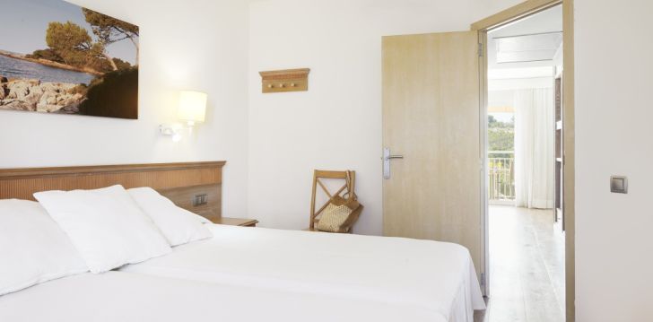 Viešbutis IBEROSTAR WAVES CLUB CALA BARCA įsikūręs Ispanija.