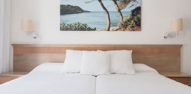 Viešbutis IBEROSTAR WAVES CLUB CALA BARCA įsikūręs Ispanija. 