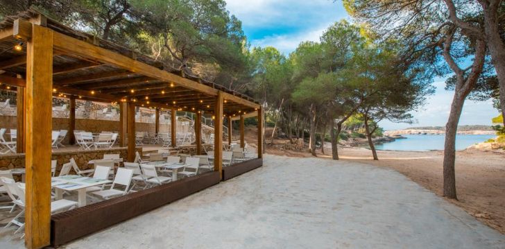 Tavęs laukia poilsis Ispanija įsikūrusiame IBEROSTAR WAVES CLUB CALA BARCA