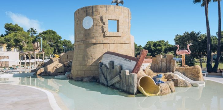 IBEROSTAR WAVES CLUB CALA BARCA - klientų vertinamas, kaip geras kainos ir kokybės santykis.