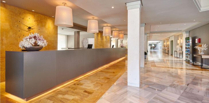 Planuoji kelionę į Ispanija? apsistokite 4 viešbutyje PROTUR BADIA PARK APARTHOTEL.