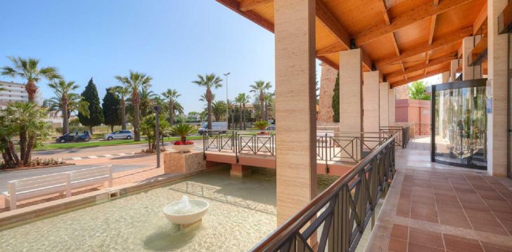 Viešbutis PROTUR BADIA PARK APARTHOTEL įsikūręs Ispanija.