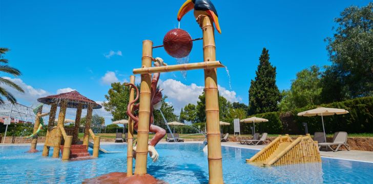 Tavęs laukia poilsis Ispanija įsikūrusiame PROTUR BADIA PARK APARTHOTEL