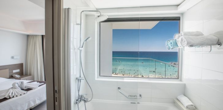 Nepraleisk progos pailsėti už gerą kainą - viešbutyje VASSOS NISSI PLAGE HOTEL