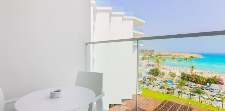 Tavęs laukia poilsis Kipras įsikūrusiame VASSOS NISSI PLAGE HOTEL