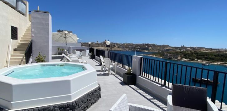 Apsistokite SLIEMA MARINA HOTEL viešbutyje už gerą kainą. 