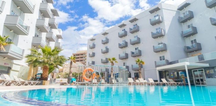Apsistokite BORA BORA IBIZA MALTA viešbutyje už gerą kainą. 