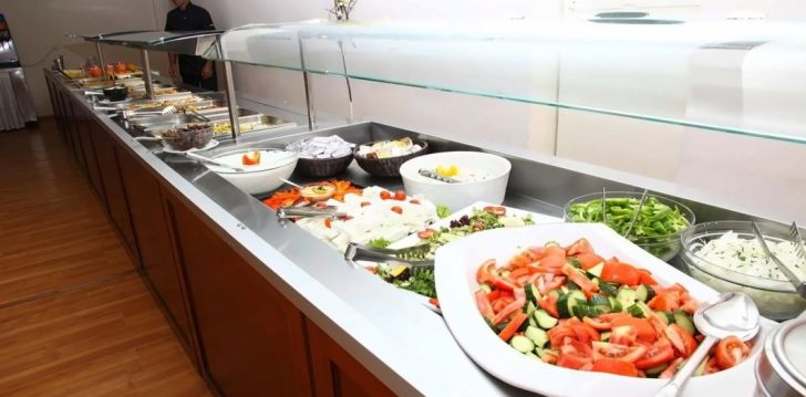 Viešbutis TRITON MALLIA HOTEL įsikūręs Graikija.