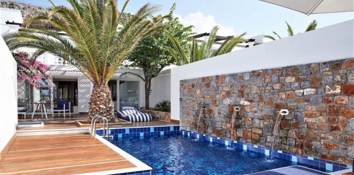 MINOS IMPERIAL LUXURY BEACH RESORT & SPA MILATOS - klientų vertinamas, kaip geras kainos ir kokybės santykis. 