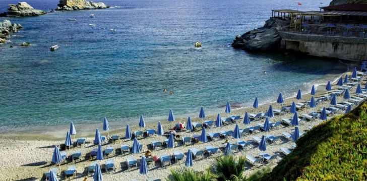 Atostogos Graikija – apsistokite viešbutyje ATHINA PALACE RESORT & SPA