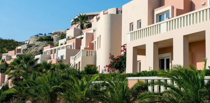 Viešbutis ATHINA PALACE RESORT & SPA įsikūręs Graikija. 