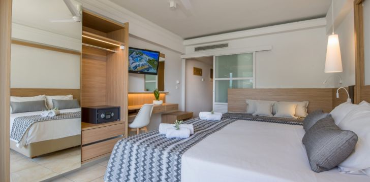 Viešbutis KIANI BEACH RESORT įsikūręs Graikija.