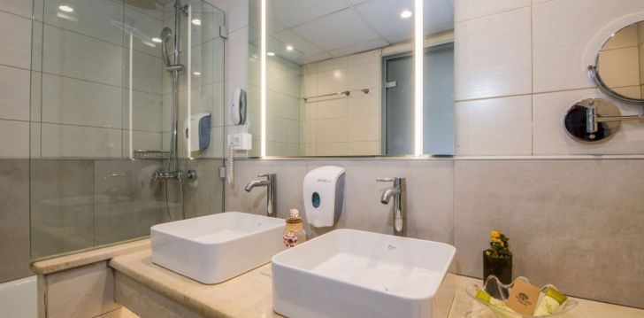 Geras kainos ir kokybės santykis atostogoms - viešbutis KIANI BEACH RESORT