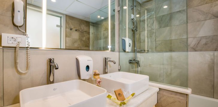 Patogus viešbutis jūsų kelionei – 5* KIANI BEACH RESORT