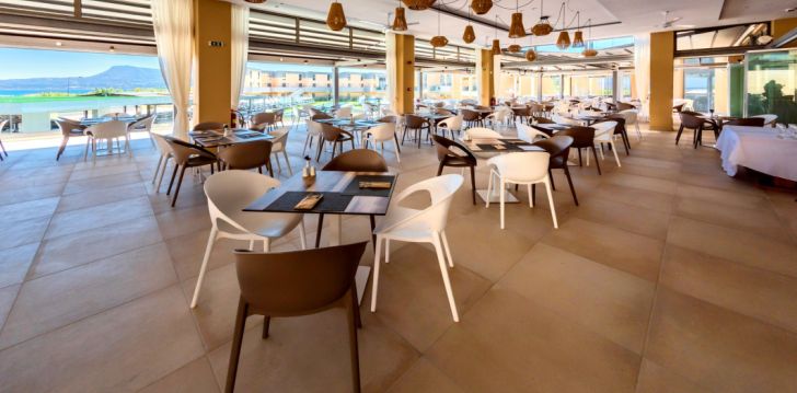 KIANI BEACH RESORT - klientų vertinamas, kaip geras kainos ir kokybės santykis.