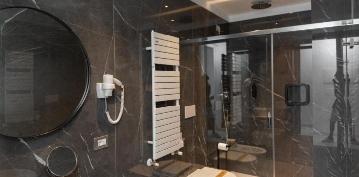 Geras kainos ir kokybės santykis atostogoms - viešbutis HOTEL DUE MARI