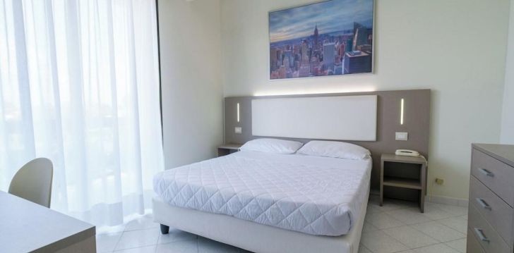 Viešbutis HOTEL CARLTON įsikūręs Italija.
