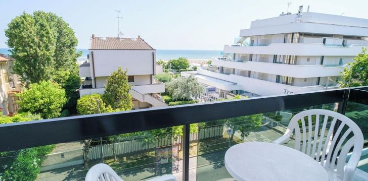 Jaukus viešbutis HOTEL CARLTON, jūsų atostogoms
