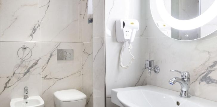 Apgyvendinimas 3* HOTEL ROYAL