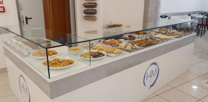 Jaukus viešbutis HOTEL MARINA RICCIONE, jūsų atostogoms