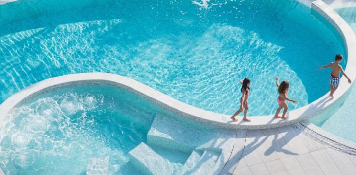 BLU SUITE - klientų vertinamas, kaip geras kainos ir kokybės santykis. 