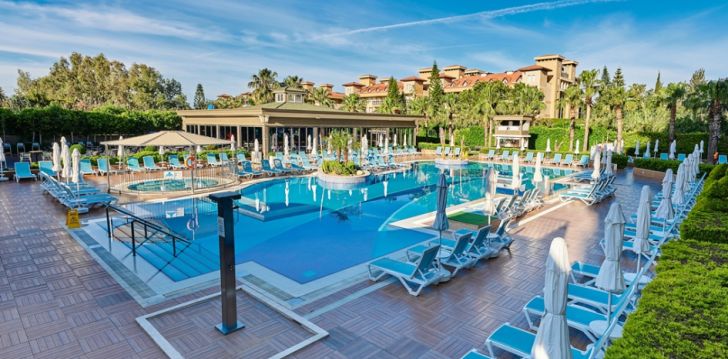 Atostogos Turkija – apsistokite viešbutyje LUNA BLANCA RESORT & SPA