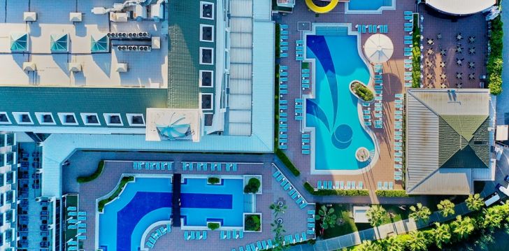 Apsistokite LUNA BLANCA RESORT & SPA viešbutyje už gerą kainą.
