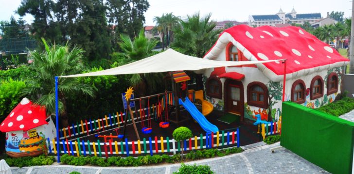Viešbutis LUNA BLANCA RESORT & SPA įsikūręs Turkija.