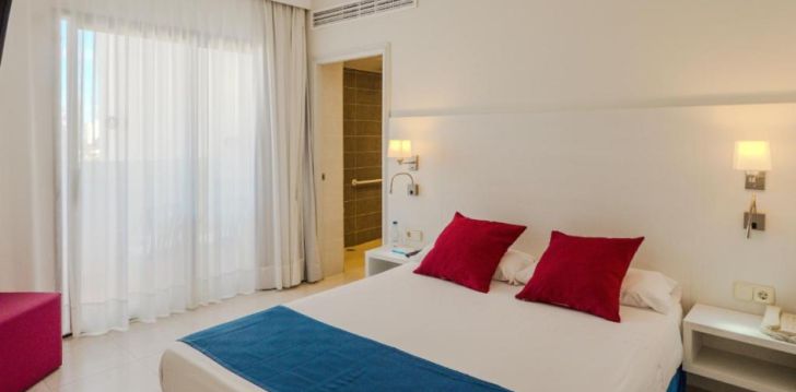 Nepraleisk progos pailsėti už gerą kainą - viešbutyje APARTAMENTOS LA SANTA MARIA