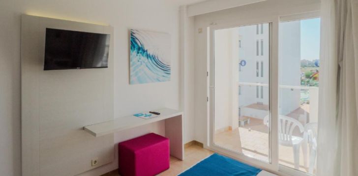 Apsistokite APARTAMENTOS LA SANTA MARIA viešbutyje už gerą kainą. 