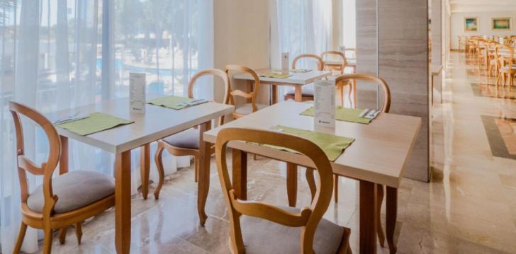 Apsistokite APARTAMENTOS LA SANTA MARIA viešbutyje už gerą kainą.